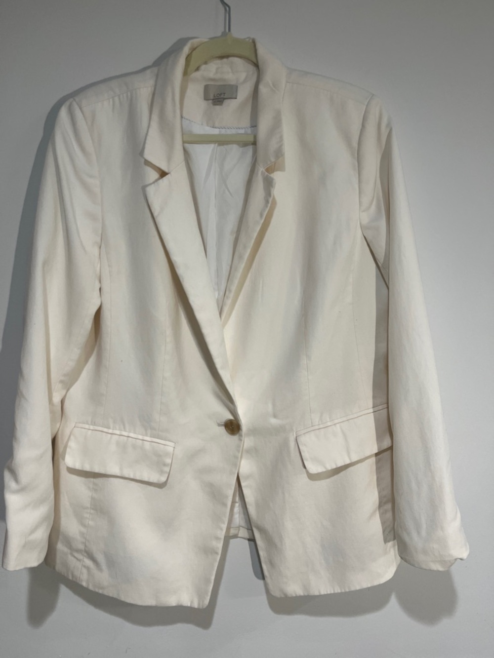 LOFT Cream Single-Button Tailored Blazer
